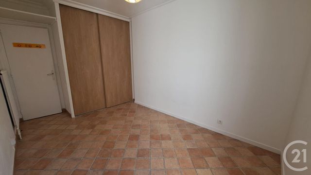 Appartement T3 à louer - 3 pièces - 63.29 m2 - VALLAURIS - 06 - PROVENCE-ALPES-COTE-D-AZUR - Century 21 Liberté