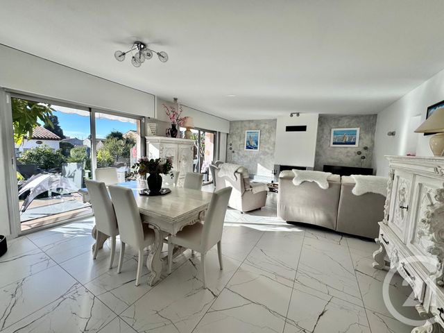 maison à vendre - 5 pièces - 250.0 m2 - JUAN LES PINS - 06 - PROVENCE-ALPES-COTE-D-AZUR - Century 21 Liberté