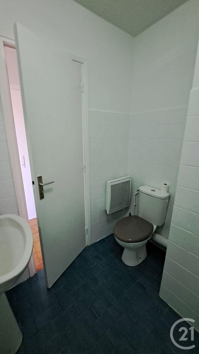 Appartement T1 à louer - 1 pièce - 33.03 m2 - VALLAURIS - 06 - PROVENCE-ALPES-COTE-D-AZUR - Century 21 Liberté