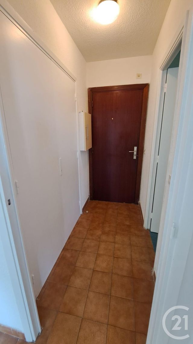 Appartement T1 à louer - 1 pièce - 33.03 m2 - VALLAURIS - 06 - PROVENCE-ALPES-COTE-D-AZUR - Century 21 Liberté
