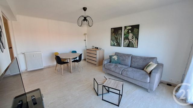 Appartement T2 à louer - 2 pièces - 50.3 m2 - LE GOLFE JUAN - 06 - PROVENCE-ALPES-COTE-D-AZUR - Century 21 Liberté