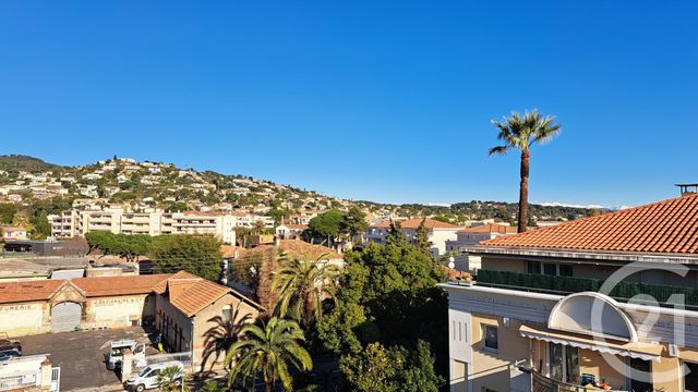 Appartement T2 à louer - 2 pièces - 50.3 m2 - LE GOLFE JUAN - 06 - PROVENCE-ALPES-COTE-D-AZUR - Century 21 Liberté