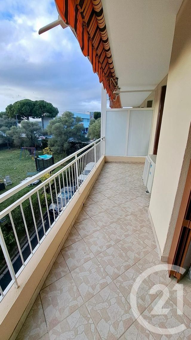 Appartement T3 à louer - 3 pièces - 53.68 m2 - JUAN LES PINS - 06 - PROVENCE-ALPES-COTE-D-AZUR - Century 21 Liberté