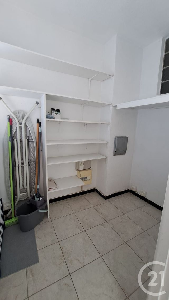 Appartement T2 à louer - 2 pièces - 56.23 m2 - ANTIBES - 06 - PROVENCE-ALPES-COTE-D-AZUR - Century 21 Liberté