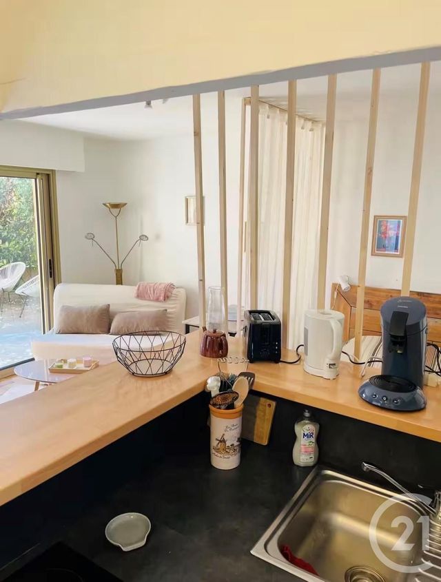 Appartement Studio à louer - 1 pièce - 23.26 m2 - ANTIBES - 06 - PROVENCE-ALPES-COTE-D-AZUR - Century 21 Liberté
