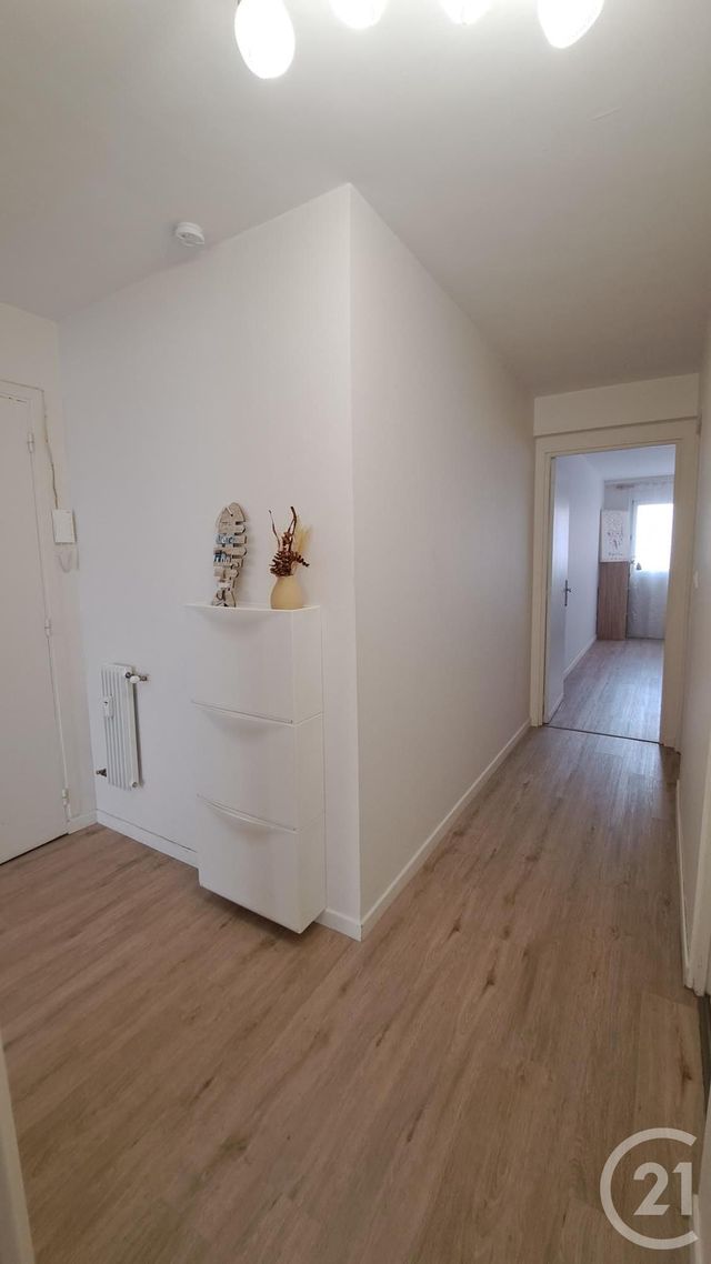 Appartement T3 à louer - 3 pièces - 61.19 m2 - JUAN LES PINS - 06 - PROVENCE-ALPES-COTE-D-AZUR - Century 21 Liberté