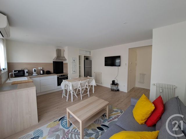 Appartement T3 à louer - 3 pièces - 61.19 m2 - JUAN LES PINS - 06 - PROVENCE-ALPES-COTE-D-AZUR - Century 21 Liberté