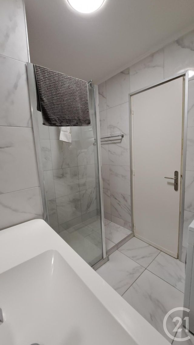 Appartement T3 à louer - 3 pièces - 61.19 m2 - JUAN LES PINS - 06 - PROVENCE-ALPES-COTE-D-AZUR - Century 21 Liberté