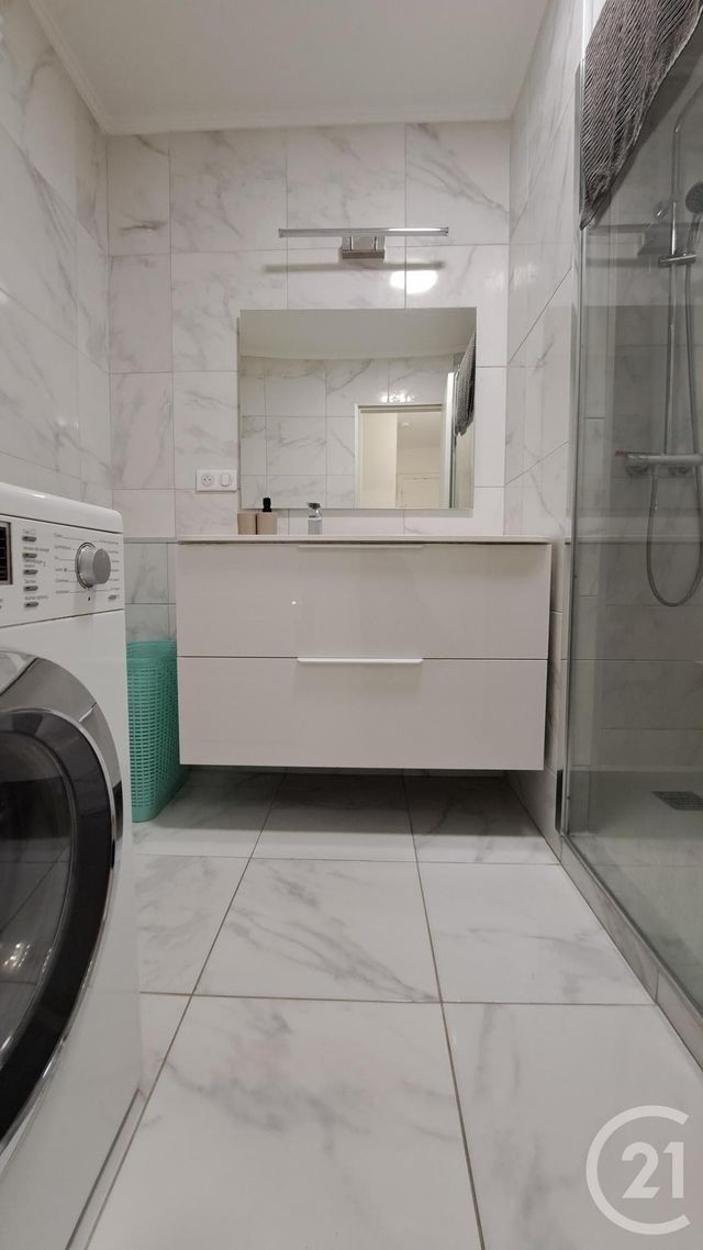 Appartement T3 à louer - 3 pièces - 61.19 m2 - JUAN LES PINS - 06 - PROVENCE-ALPES-COTE-D-AZUR - Century 21 Liberté