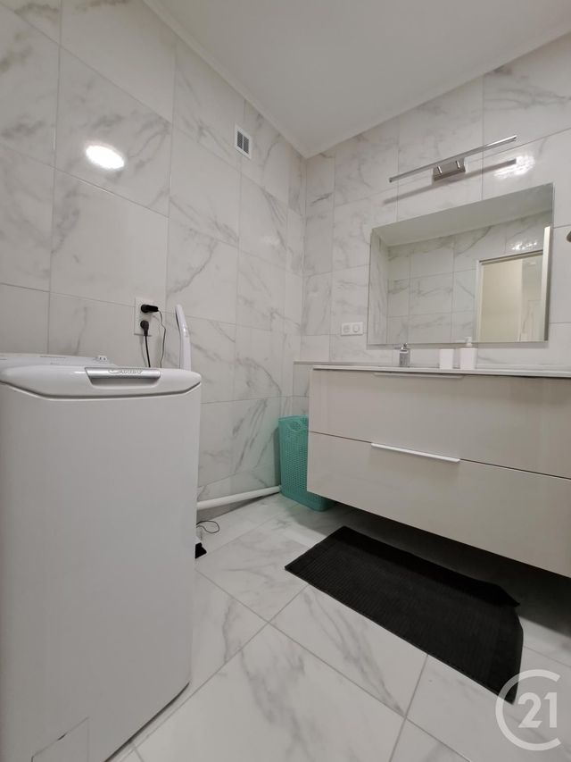 Appartement T3 à louer - 3 pièces - 61.19 m2 - JUAN LES PINS - 06 - PROVENCE-ALPES-COTE-D-AZUR - Century 21 Liberté