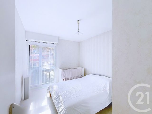 Appartement T3 à vendre - 3 pièces - 68.13 m2 - VALLAURIS - 06 - PROVENCE-ALPES-COTE-D-AZUR - Century 21 Liberté