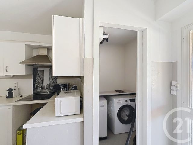Appartement T3 à vendre - 3 pièces - 68.13 m2 - VALLAURIS - 06 - PROVENCE-ALPES-COTE-D-AZUR - Century 21 Liberté