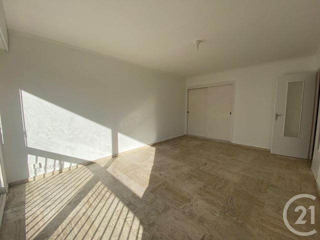 Appartement F2 à louer - 2 pièces - 46.8 m2 - LE CANNET - 06 - PROVENCE-ALPES-COTE-D-AZUR - Century 21 Liberté