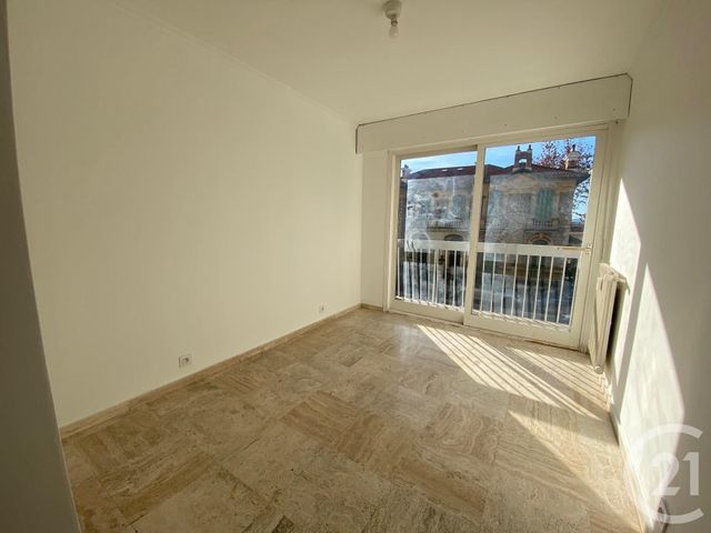 Appartement F2 à louer - 2 pièces - 46.8 m2 - LE CANNET - 06 - PROVENCE-ALPES-COTE-D-AZUR - Century 21 Liberté
