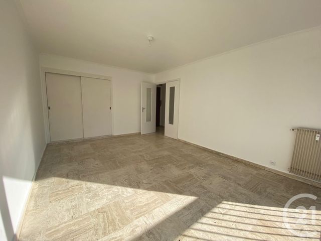 Appartement F2 à louer - 2 pièces - 46.8 m2 - LE CANNET - 06 - PROVENCE-ALPES-COTE-D-AZUR - Century 21 Liberté