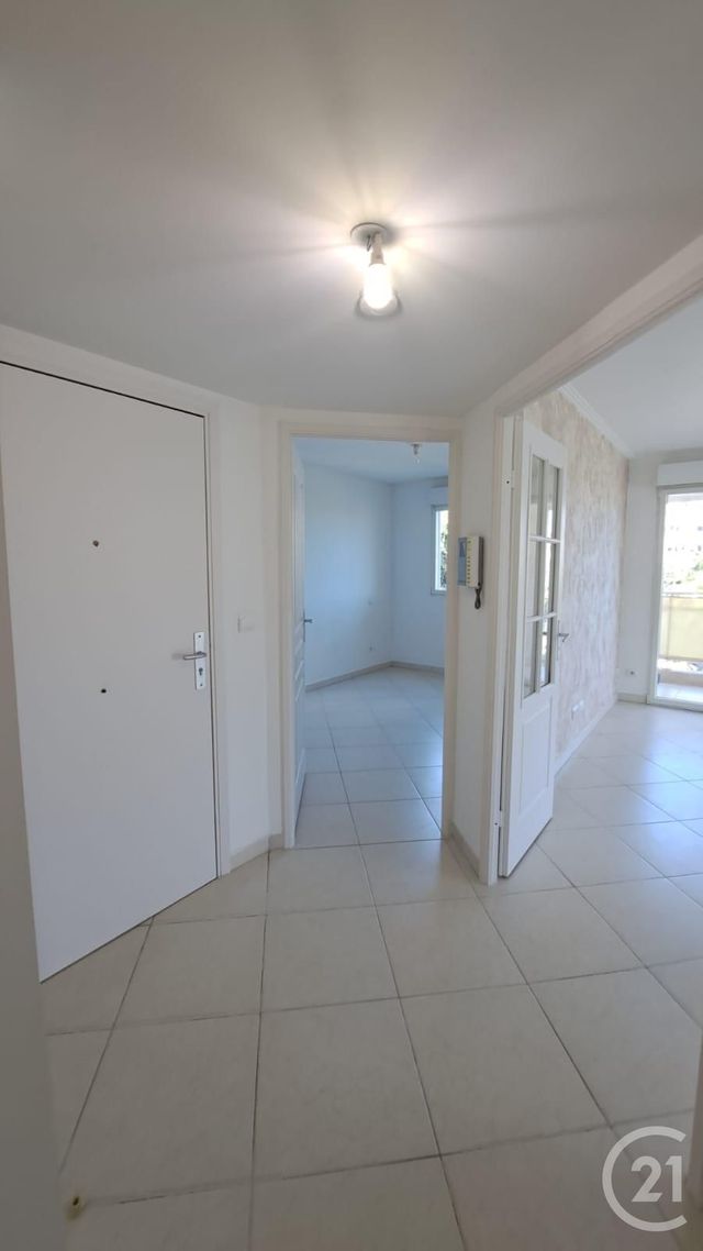 Appartement T3 à louer - 3 pièces - 66.8 m2 - ANTIBES - 06 - PROVENCE-ALPES-COTE-D-AZUR - Century 21 Liberté