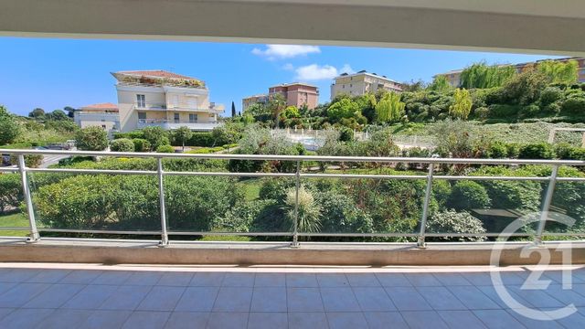 Appartement T3 à louer - 3 pièces - 66.8 m2 - ANTIBES - 06 - PROVENCE-ALPES-COTE-D-AZUR - Century 21 Liberté