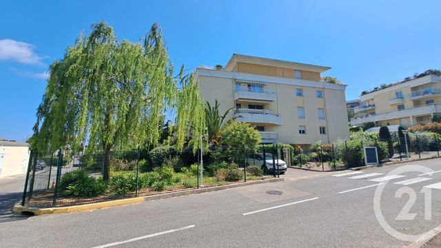 Appartement T3 à louer - 3 pièces - 66.8 m2 - ANTIBES - 06 - PROVENCE-ALPES-COTE-D-AZUR - Century 21 Liberté