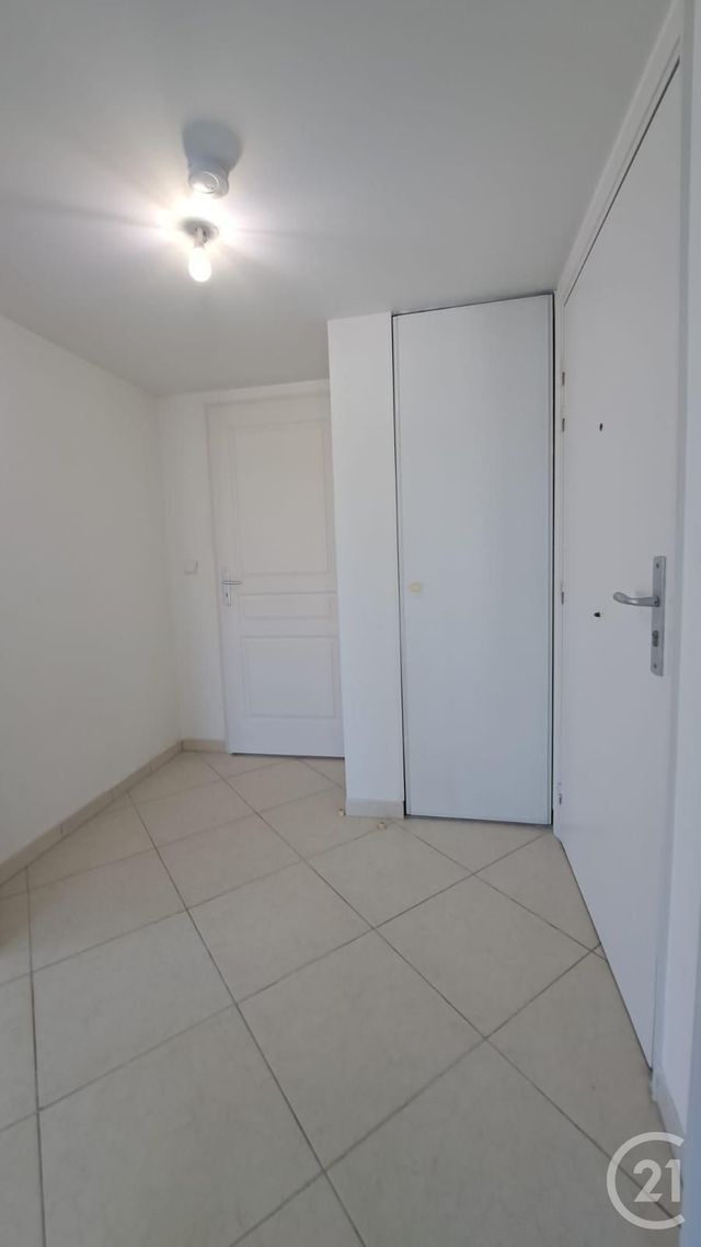 Appartement T3 à louer - 3 pièces - 66.8 m2 - ANTIBES - 06 - PROVENCE-ALPES-COTE-D-AZUR - Century 21 Liberté