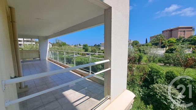 Appartement T3 à louer - 3 pièces - 66.8 m2 - ANTIBES - 06 - PROVENCE-ALPES-COTE-D-AZUR - Century 21 Liberté
