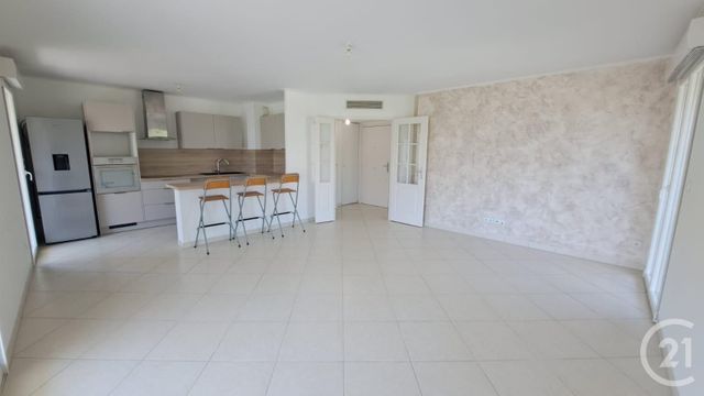 Appartement T3 à louer - 3 pièces - 66.8 m2 - ANTIBES - 06 - PROVENCE-ALPES-COTE-D-AZUR - Century 21 Liberté