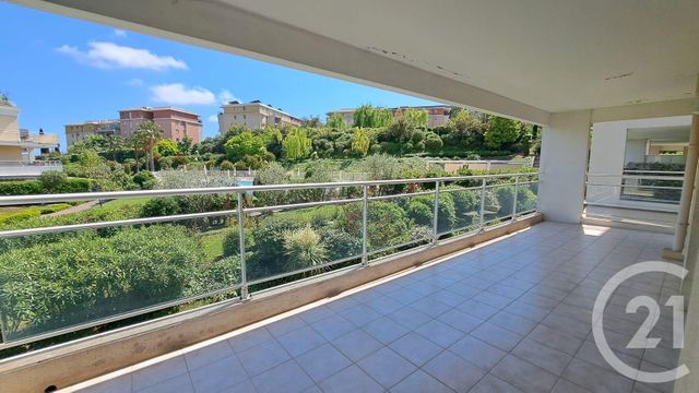 Appartement T3 à louer - 3 pièces - 66.8 m2 - ANTIBES - 06 - PROVENCE-ALPES-COTE-D-AZUR - Century 21 Liberté