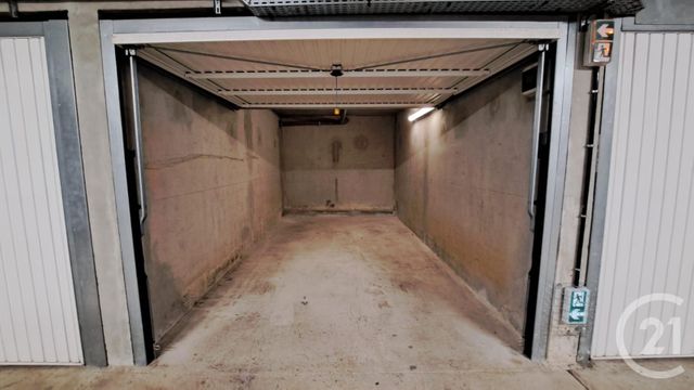 Appartement T3 à louer - 3 pièces - 66.8 m2 - ANTIBES - 06 - PROVENCE-ALPES-COTE-D-AZUR - Century 21 Liberté