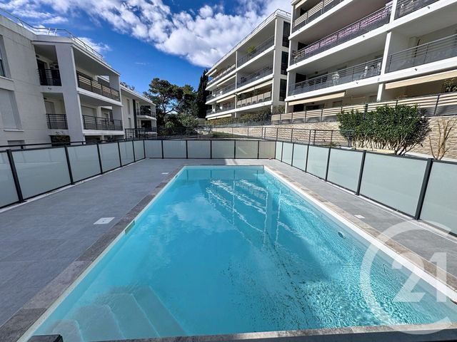 Appartement F3 à vendre - 3 pièces - 58.0 m2 - VALLAURIS - 06 - PROVENCE-ALPES-COTE-D-AZUR - Century 21 Liberté