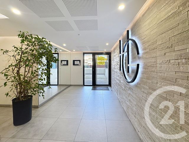 Appartement F3 à vendre - 3 pièces - 58.0 m2 - VALLAURIS - 06 - PROVENCE-ALPES-COTE-D-AZUR - Century 21 Liberté