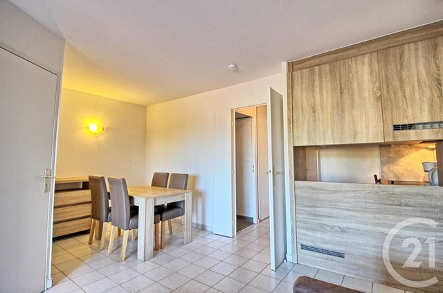 Appartement T2 à louer - 2 pièces - 34.2 m2 - LE GOLFE JUAN - 06 - PROVENCE-ALPES-COTE-D-AZUR - Century 21 Liberté