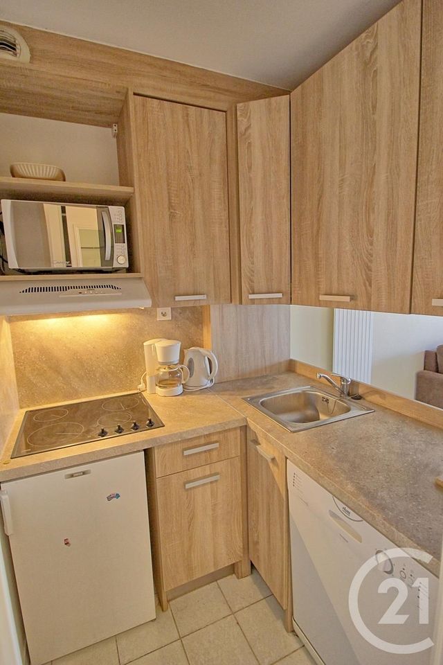 Appartement T2 à louer - 2 pièces - 34.2 m2 - LE GOLFE JUAN - 06 - PROVENCE-ALPES-COTE-D-AZUR - Century 21 Liberté