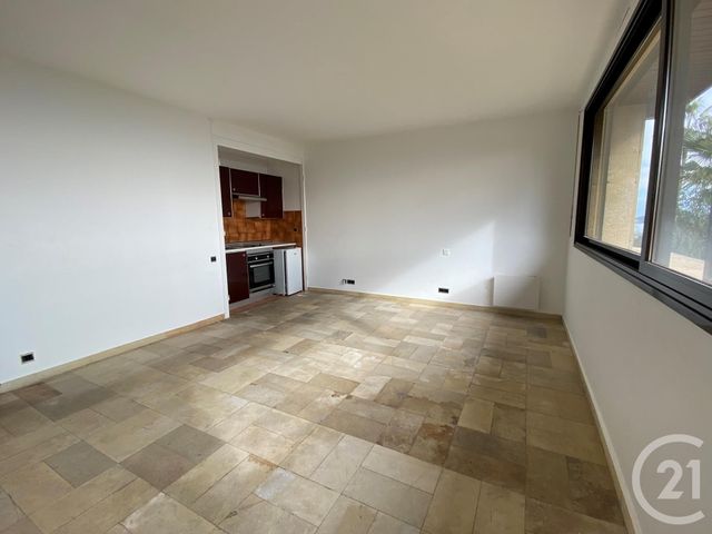 Appartement F1 à louer - 1 pièce - 32.4 m2 - LE GOLFE JUAN - 06 - PROVENCE-ALPES-COTE-D-AZUR - Century 21 Liberté