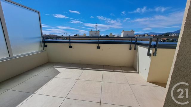 Appartement T2 à louer - 2 pièces - 39.11 m2 - ST LAURENT DU VAR - 06 - PROVENCE-ALPES-COTE-D-AZUR - Century 21 Liberté