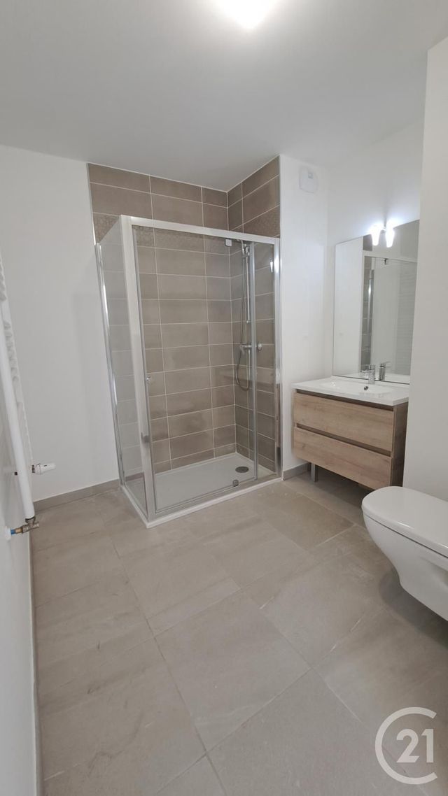 Appartement T2 à louer - 2 pièces - 39.11 m2 - ST LAURENT DU VAR - 06 - PROVENCE-ALPES-COTE-D-AZUR - Century 21 Liberté