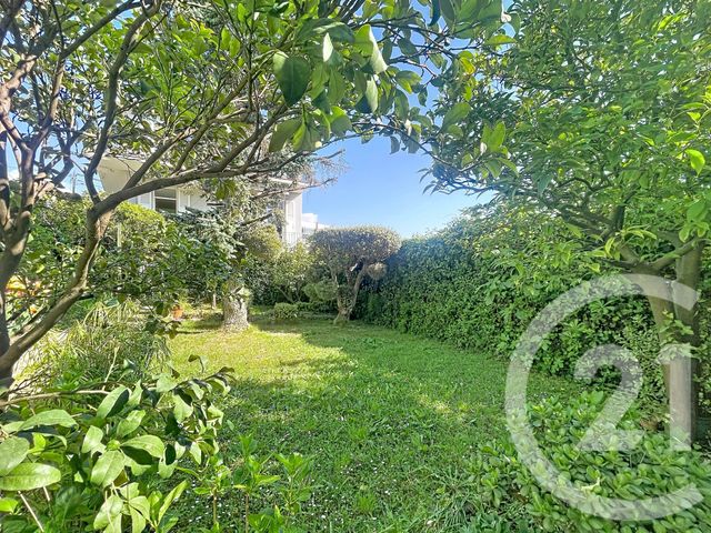 Appartement F3 à vendre - 3 pièces - 74.77 m2 - ANTIBES - 06 - PROVENCE-ALPES-COTE-D-AZUR - Century 21 Liberté