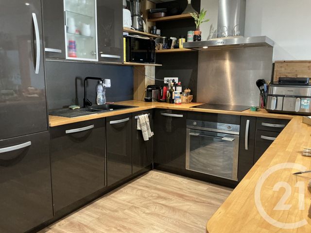 Appartement T3 à louer - 3 pièces - 64.28 m2 - GRASSE - 06 - PROVENCE-ALPES-COTE-D-AZUR - Century 21 Liberté