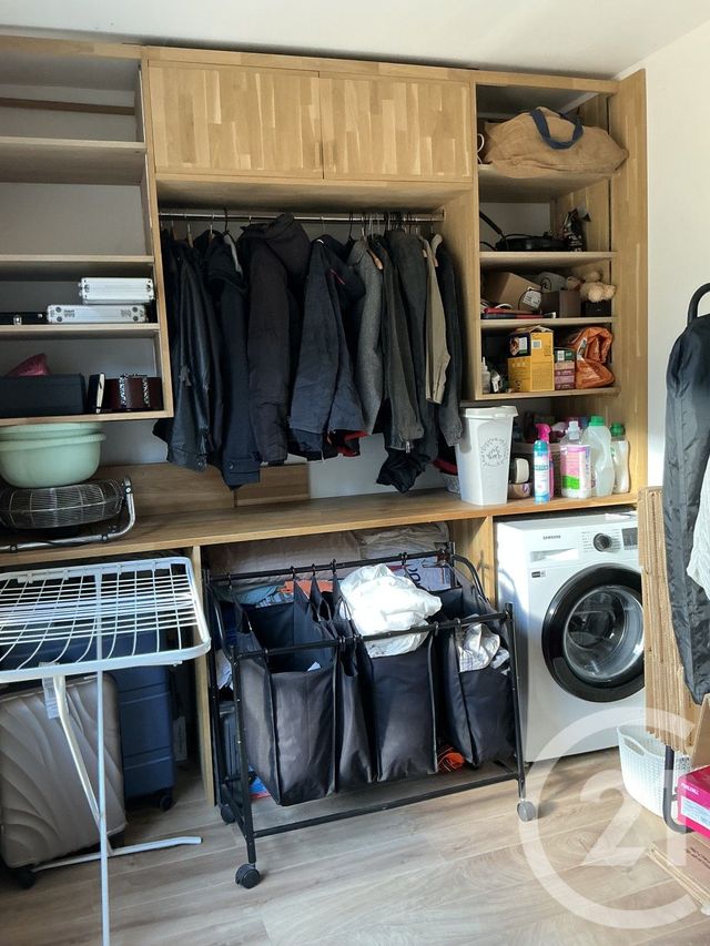 Appartement T3 à louer - 3 pièces - 64.28 m2 - GRASSE - 06 - PROVENCE-ALPES-COTE-D-AZUR - Century 21 Liberté
