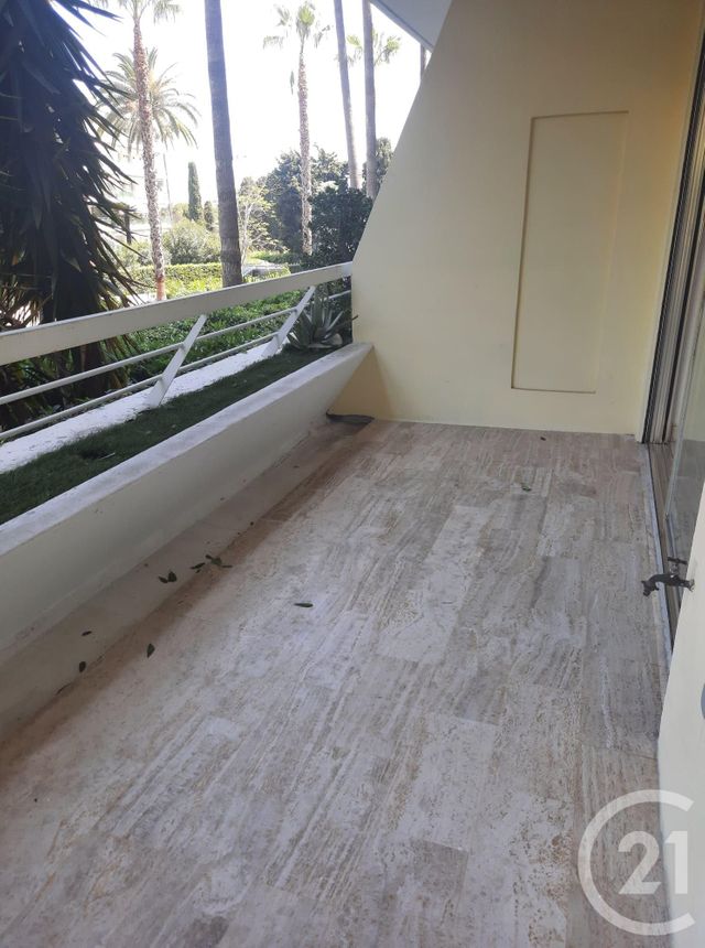 Appartement Studio à louer - 1 pièce - 29.13 m2 - CANNES - 06 - PROVENCE-ALPES-COTE-D-AZUR - Century 21 Liberté