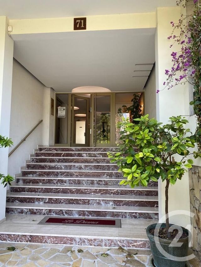 Appartement Studio à louer - 1 pièce - 29.13 m2 - CANNES - 06 - PROVENCE-ALPES-COTE-D-AZUR - Century 21 Liberté