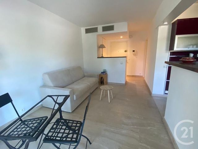 Appartement Studio à louer - 1 pièce - 29.13 m2 - CANNES - 06 - PROVENCE-ALPES-COTE-D-AZUR - Century 21 Liberté