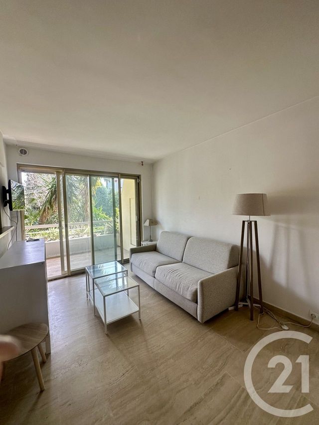 Appartement Studio à louer - 1 pièce - 29.13 m2 - CANNES - 06 - PROVENCE-ALPES-COTE-D-AZUR - Century 21 Liberté