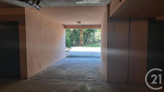 parking à louer - 12.0 m2 - ANTIBES - 06 - PROVENCE-ALPES-COTE-D-AZUR - Century 21 Liberté