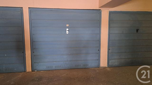 parking à louer - 12.0 m2 - ANTIBES - 06 - PROVENCE-ALPES-COTE-D-AZUR - Century 21 Liberté