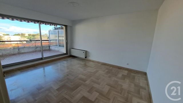 Appartement T2 à louer - 2 pièces - 45.27 m2 - ANTIBES - 06 - PROVENCE-ALPES-COTE-D-AZUR - Century 21 Liberté