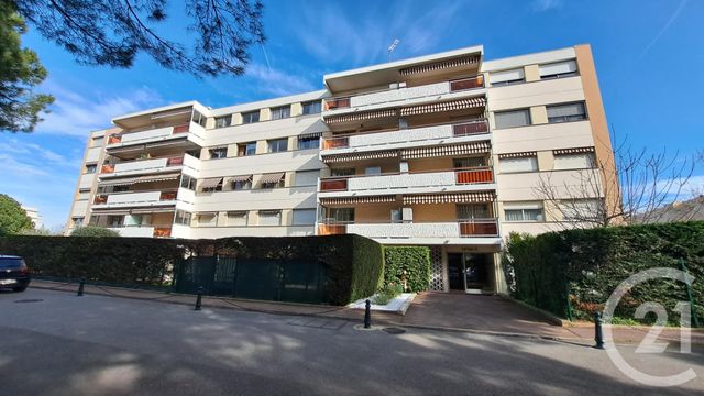 Appartement T2 à louer ANTIBES