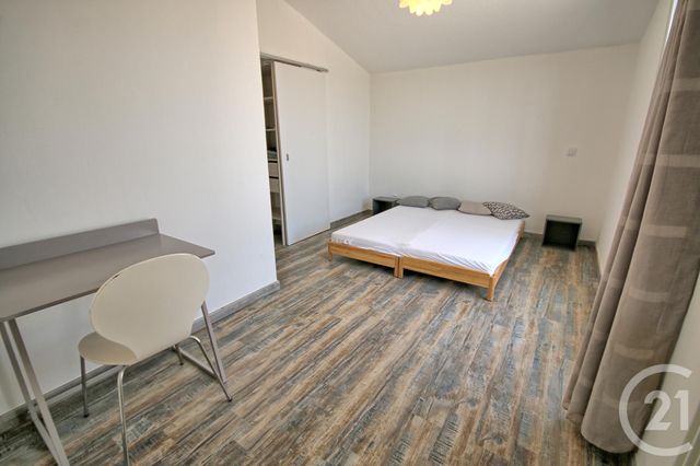 Appartement T3 à louer - 3 pièces - 62.43 m2 - VALLAURIS - 06 - PROVENCE-ALPES-COTE-D-AZUR - Century 21 Liberté
