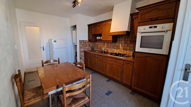 Appartement T2 à louer - 2 pièces - 57.44 m2 - VALLAURIS - 06 - PROVENCE-ALPES-COTE-D-AZUR - Century 21 Liberté