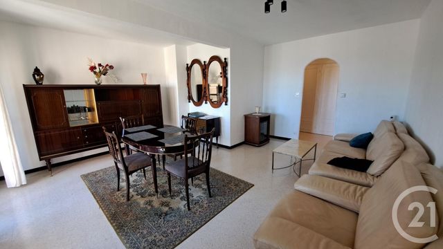 Appartement T2 à louer - 2 pièces - 57.44 m2 - VALLAURIS - 06 - PROVENCE-ALPES-COTE-D-AZUR - Century 21 Liberté