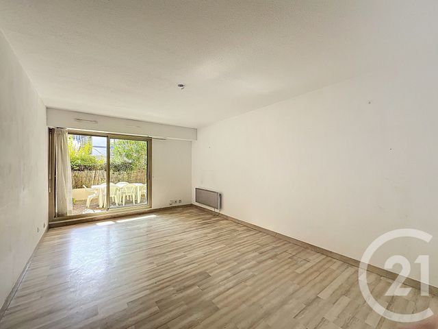 Appartement F2 à vendre - 2 pièces - 51.99 m2 - LE GOLFE JUAN - 06 - PROVENCE-ALPES-COTE-D-AZUR - Century 21 Liberté