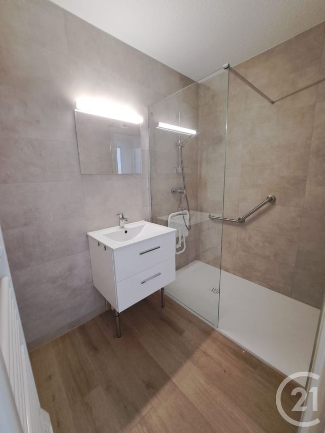 Appartement T2 à louer - 2 pièces - 36.0 m2 - JUAN LES PINS - 06 - PROVENCE-ALPES-COTE-D-AZUR - Century 21 Liberté